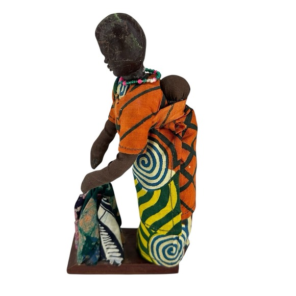 VTG African Woman‎ Figurine w/ Baby Handcrafted Wood & Fabric Folk Art Doll 8" - Picture 5 of 9